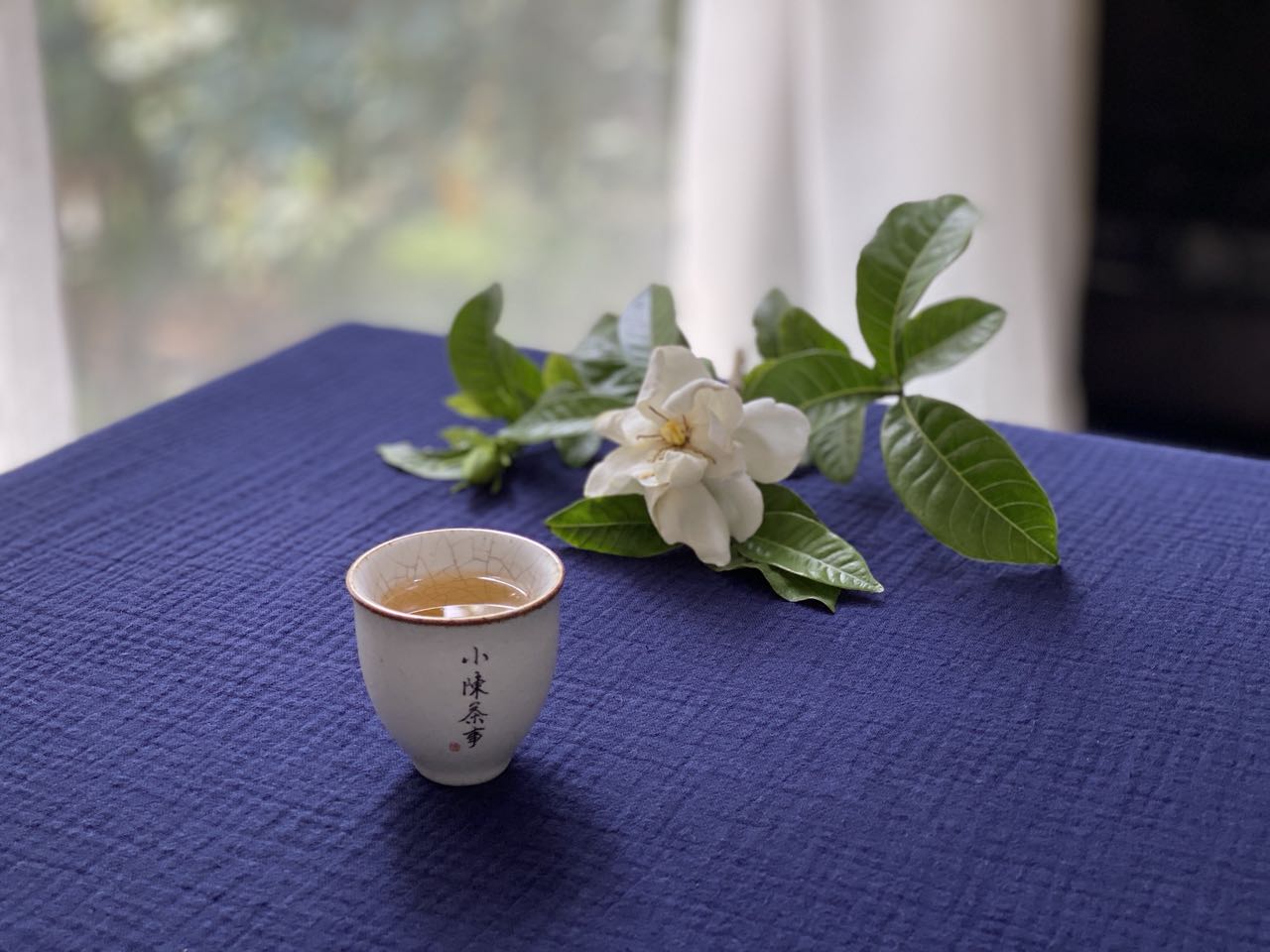 冬天喝什么茶好呢?紅茶好呢,還是綠茶好呢?
