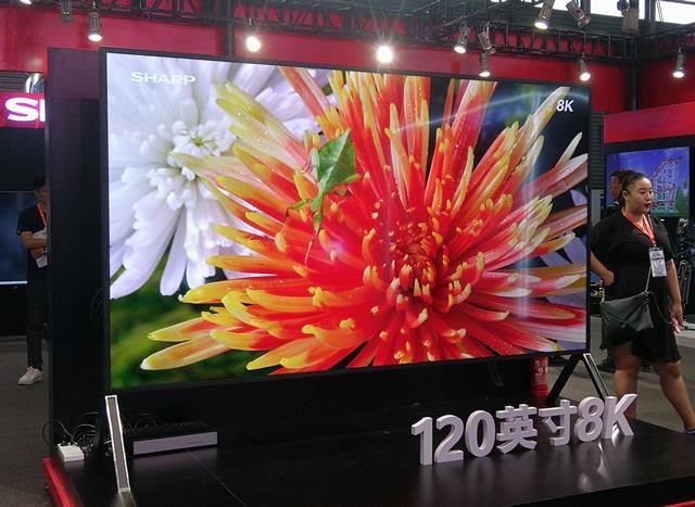 100吋電視售價(jià)8萬！索尼、三星同級(jí)別要50萬