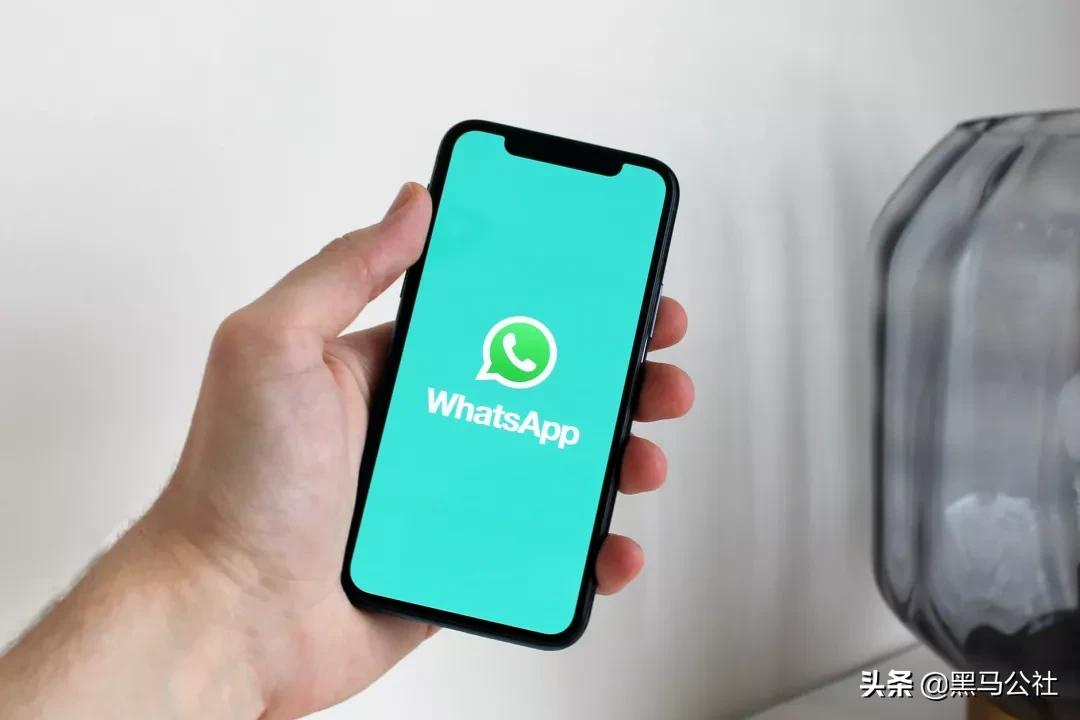 全球第一大的聊天軟件，竟然偷看你的聊天記錄