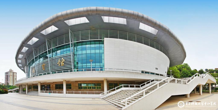 電子科技大學(xué)中山學(xué)院，一所城市中央的花園大學(xué)