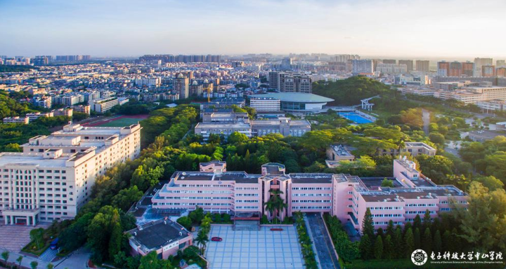 電子科技大學(xué)中山學(xué)院，一所城市中央的花園大學(xué)