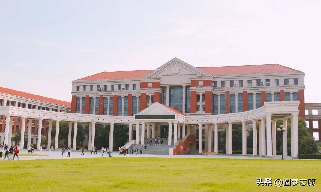 南京二本大學(xué)排名公布！最難考的這所大學(xué)為師范類