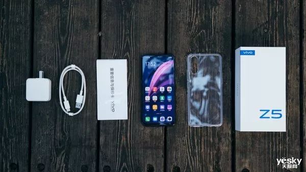 vivo Z5新機(jī)評(píng)測(cè):屬性均衡的拍照神器