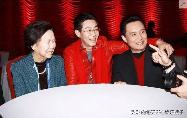 裝病請假接私活？61歲六小齡童窮途末路只能凄慘吃剩飯？真相感動