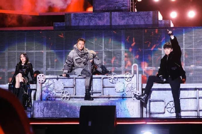 單依純得了2020《好聲音》冠軍，傅欣瑤就是不服