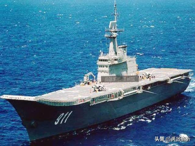 全球航母數(shù)量排名！中國進入雙航母時代，總數(shù)位居世界第三