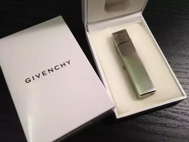 張口就說(shuō)Zippo，一定不是火機(jī)資深玩家