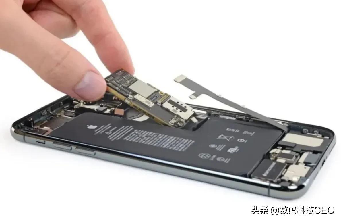 蘋果公司將于2021秋季發(fā)布iphone13，買12后悔了嗎