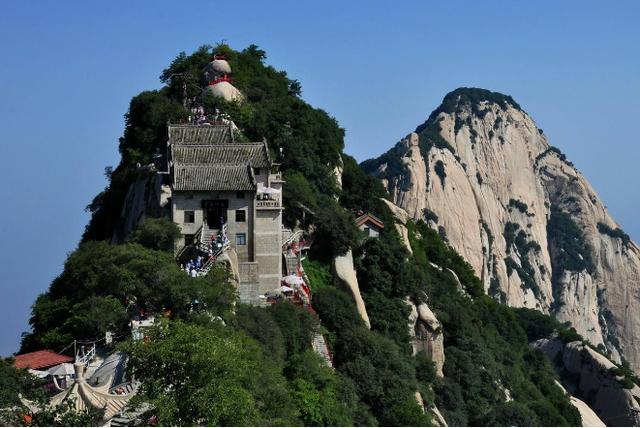 文化之五岳：東岳泰山，西岳華山，中岳嵩山，北岳恒山，南岳衡山