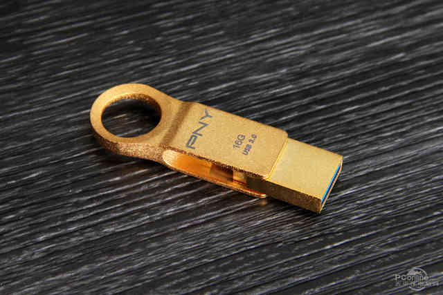 旋轉(zhuǎn)加圓環(huán)更順手 PNY PU6手機U盤評測