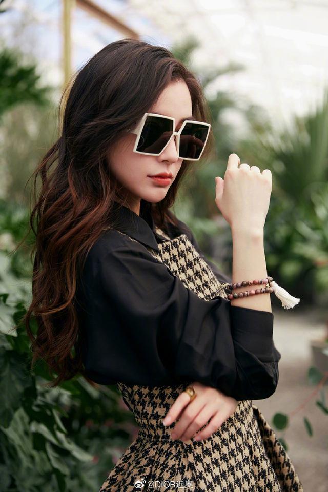 個性知足！Angelababy、袁冰妍大愛DIOR迪奧30MONTAIGNE太陽鏡