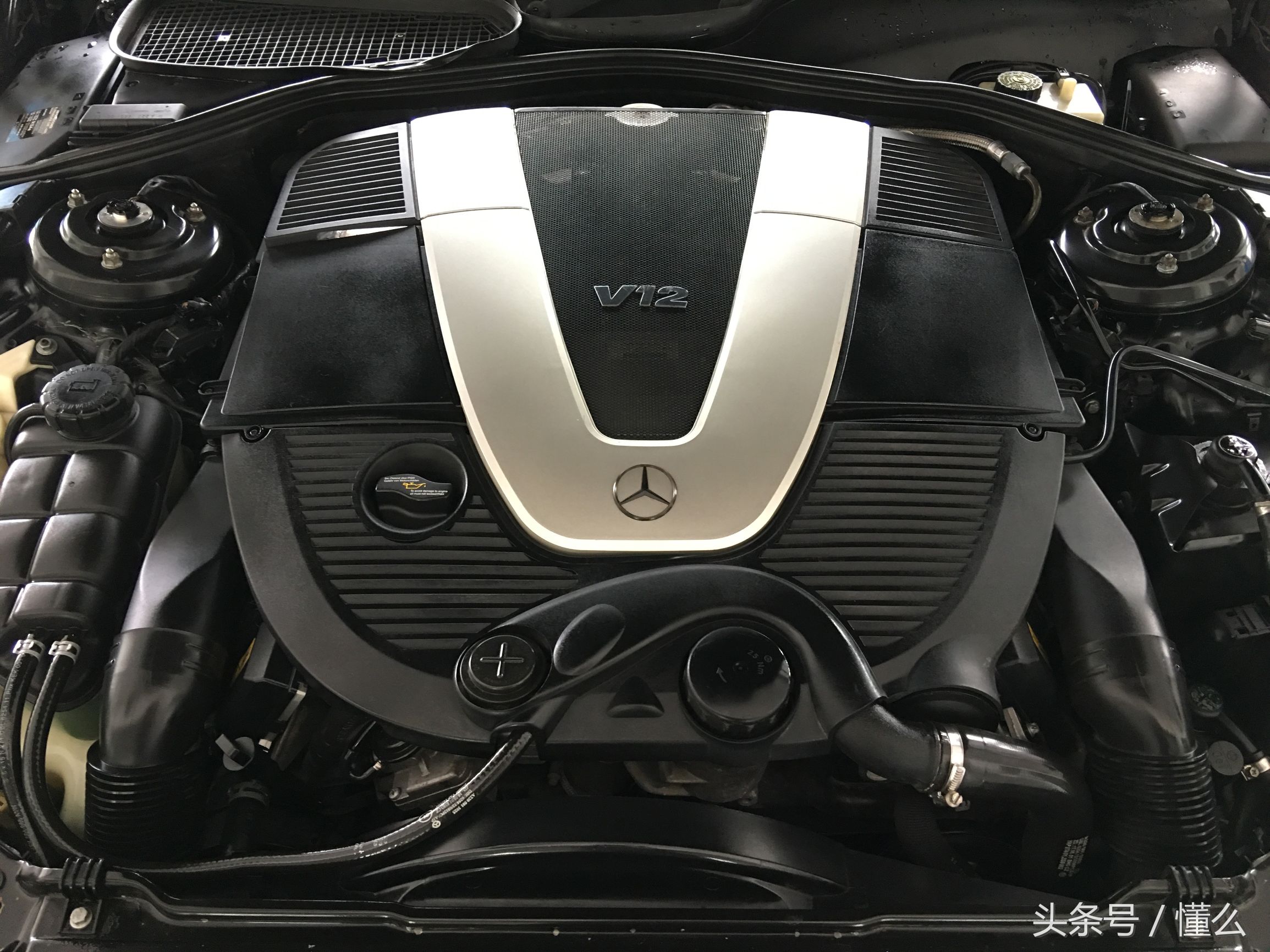 解析經(jīng)典第八代奔馳S600 氣質(zhì)豪車(chē) 唾手可得