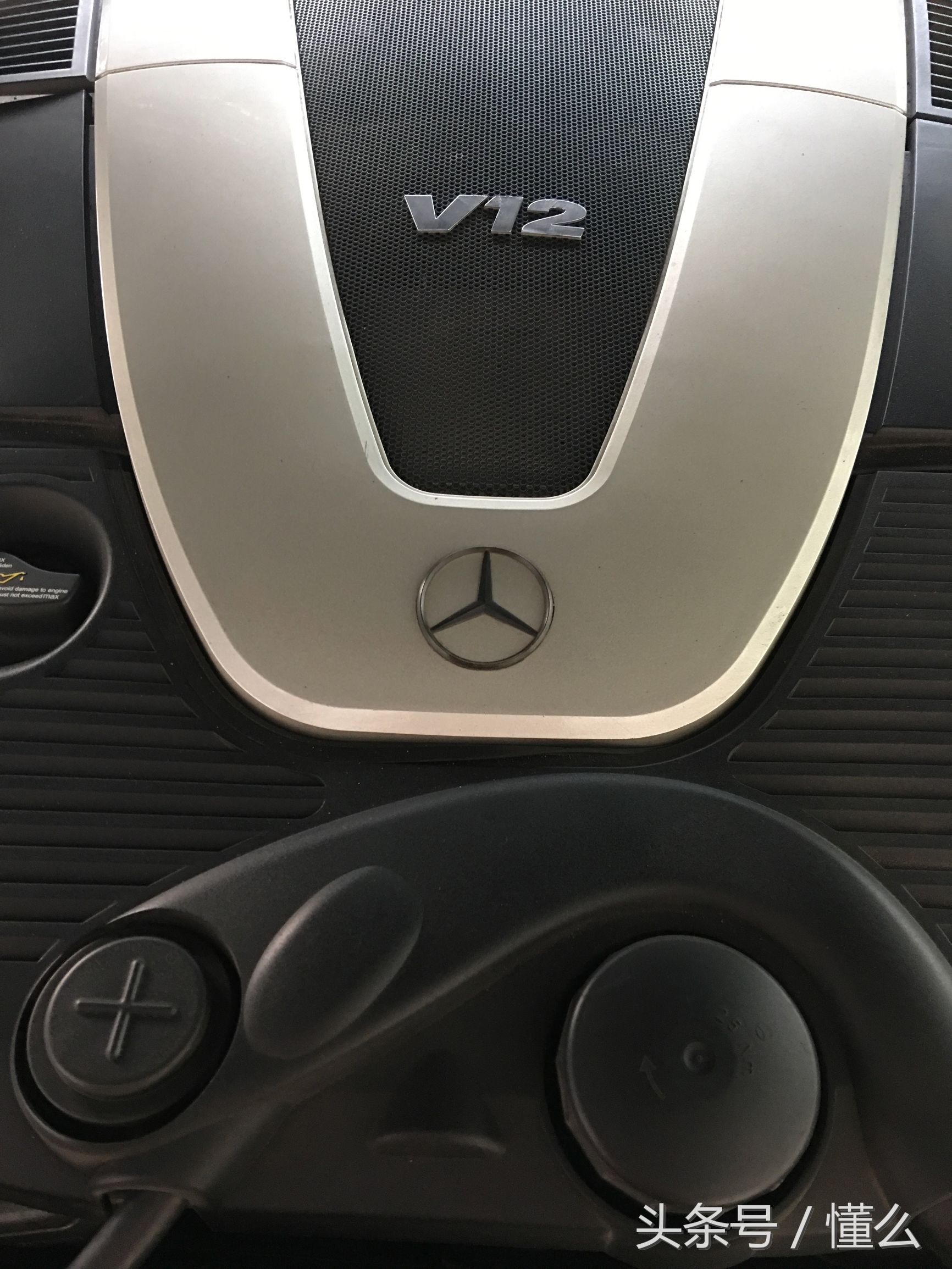 解析經(jīng)典第八代奔馳S600 氣質(zhì)豪車(chē) 唾手可得