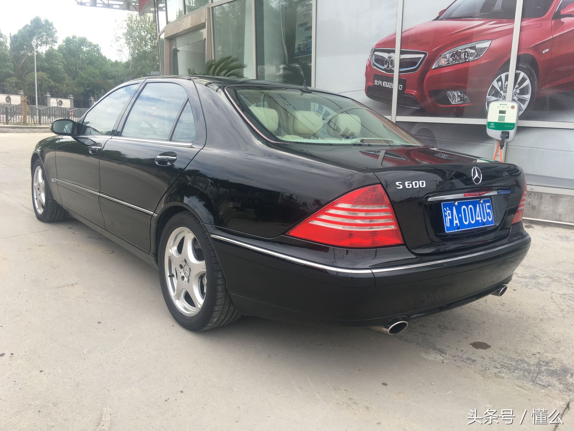 解析經(jīng)典第八代奔馳S600 氣質(zhì)豪車(chē) 唾手可得