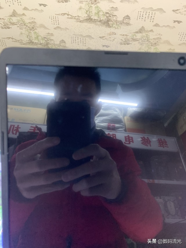 美女電腦開機電池警告愁壞了！去幾家店都沒解決，看我如何解決