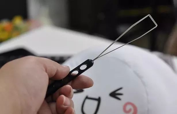 鉛錘哥：你的鍵盤(pán)臟了怎么清理？說(shuō)說(shuō)我簡(jiǎn)單清潔的幾個(gè)辦法