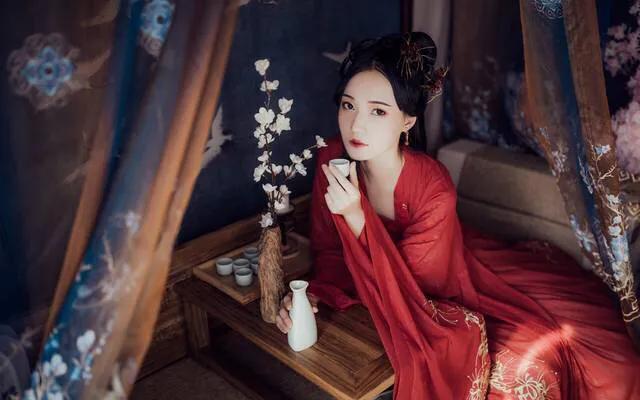 Hold的住自己，才能hold的住一切