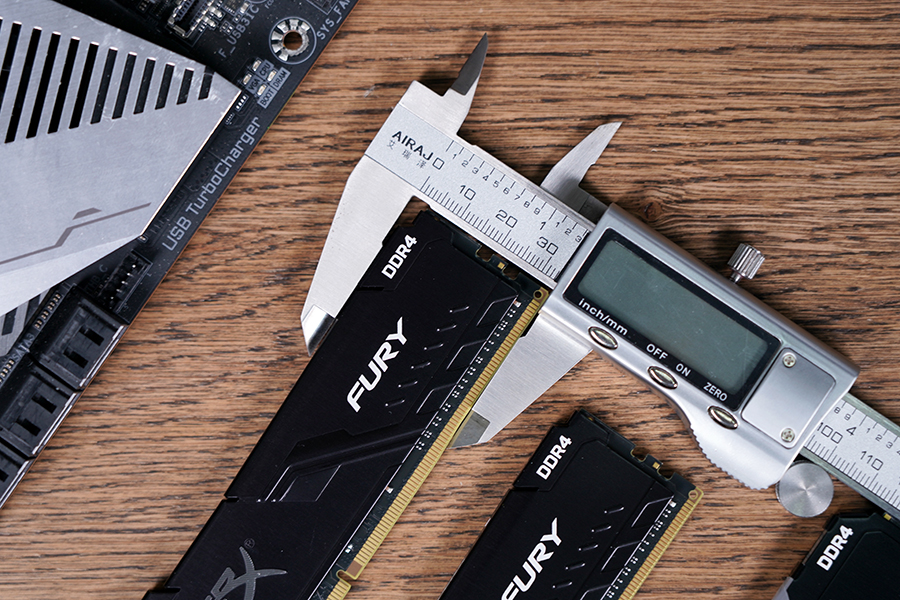 一鍵開啟內(nèi)存條最高效能 HyperX雷電系列3733MHz內(nèi)存條評(píng)測(cè)
