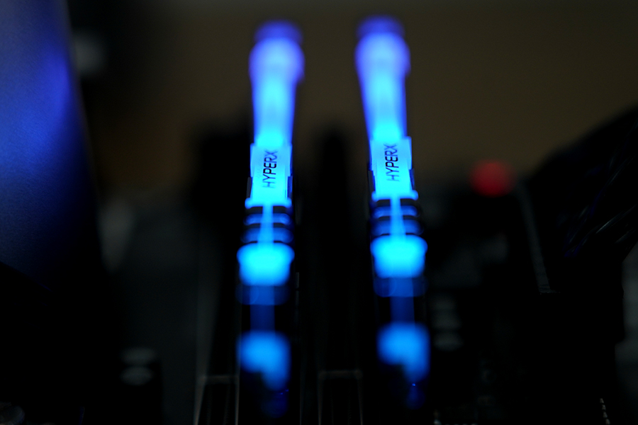 一鍵開啟內(nèi)存條最高效能 HyperX雷電系列3733MHz內(nèi)存條評(píng)測(cè)