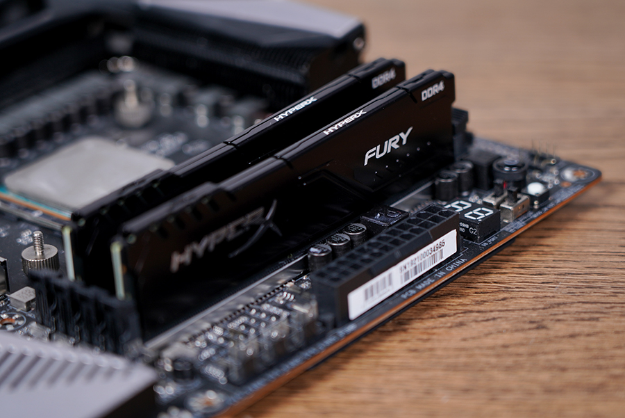 一鍵開啟內(nèi)存條最高效能 HyperX雷電系列3733MHz內(nèi)存條評(píng)測(cè)