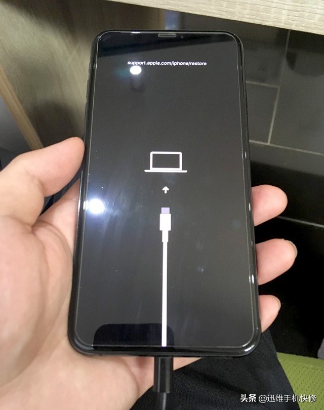 蘋果手機用戶必備：歷代iPhone手機如何進(jìn)入最純凈的DFU模式？