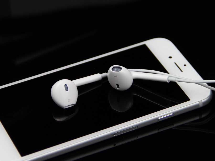 iPhone6外觀、屏幕、拍照、系統(tǒng)、硬件、對(duì)比、總結(jié)全系列