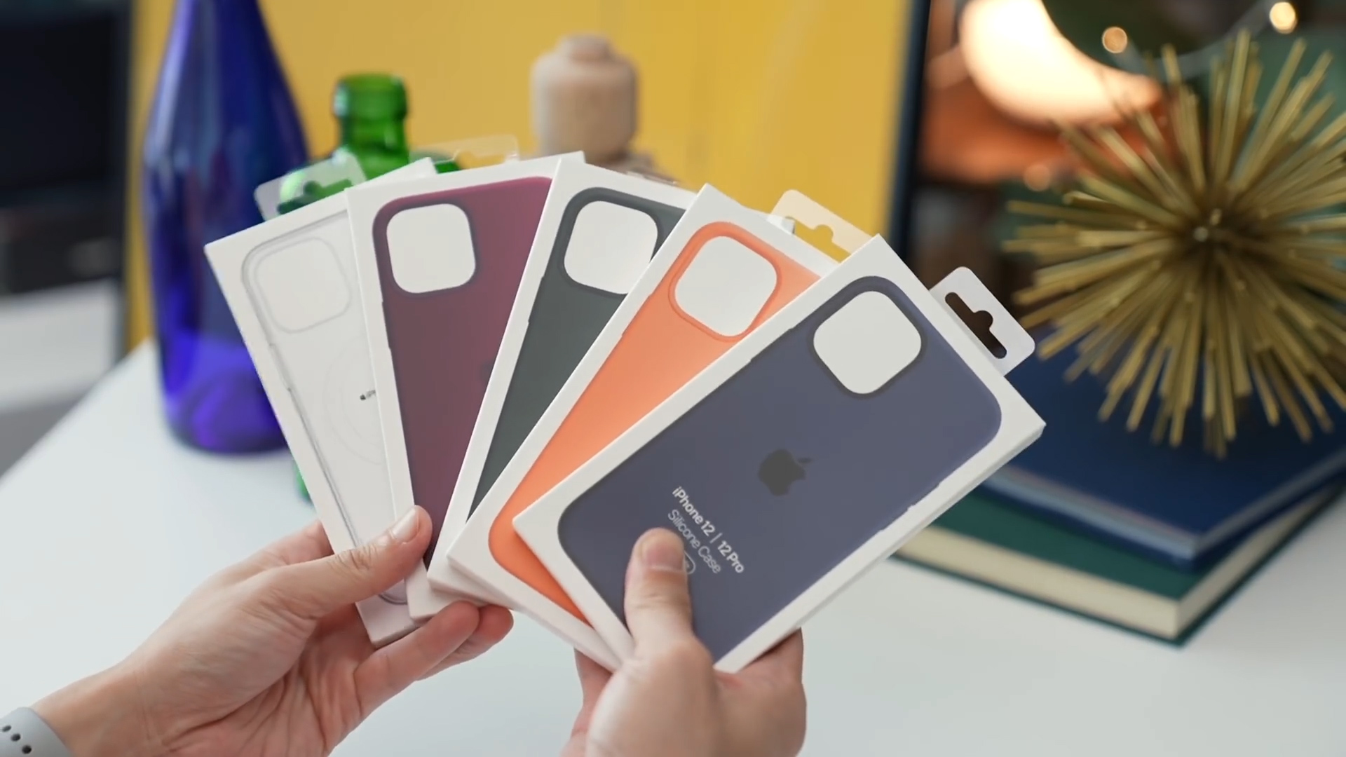 iPhone12和12pro全方面對(duì)比，看完再?zèng)Q定土豪勿進(jìn)