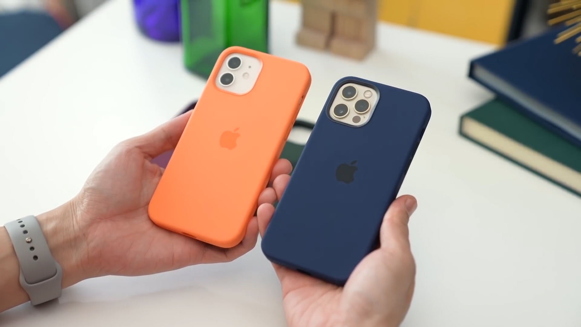 iPhone12和12pro全方面對(duì)比，看完再?zèng)Q定土豪勿進(jìn)