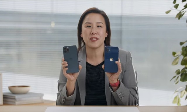 iPhone12一半用戶(hù)選藍(lán)色 網(wǎng)友：丑？套上手機(jī)殼都一樣