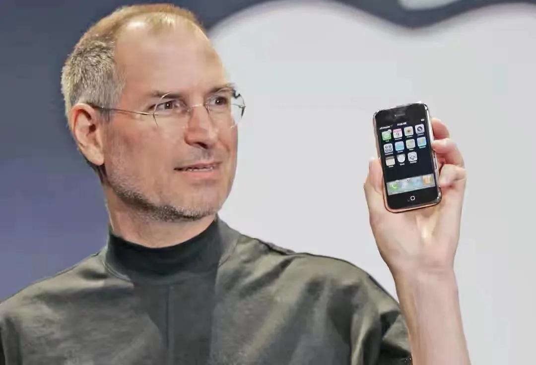 iPhone歷代機(jī)型回顧，你還在用著哪一款？