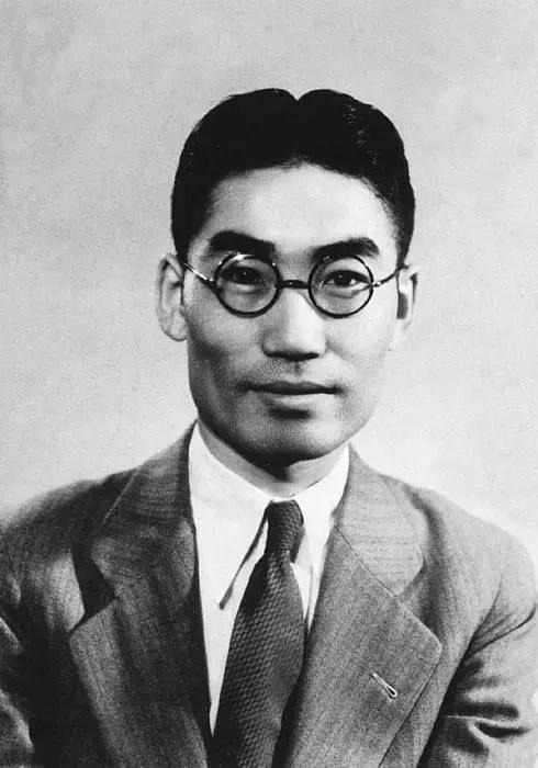 冰心，一個(gè)“世紀(jì)老人”愛情/她用一生的幸福告訴我們婚姻的模樣