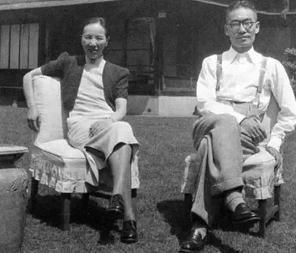 冰心，一個(gè)“世紀(jì)老人”愛情/她用一生的幸福告訴我們婚姻的模樣