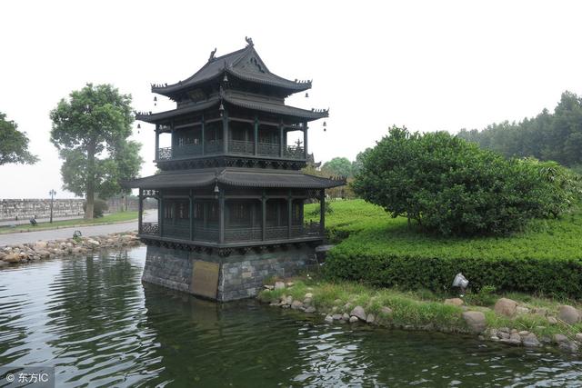 岳陽(yáng)樓記：至若春和景明，波瀾不驚，上下天光，一碧萬(wàn)頃