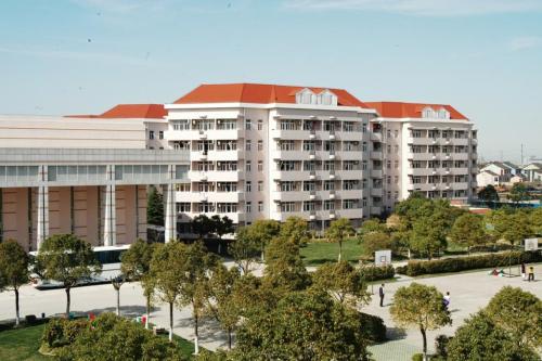 2020全國最出名的十大品牌職業(yè)技術(shù)教育機構(gòu)榜，藍翔技校榜上有名