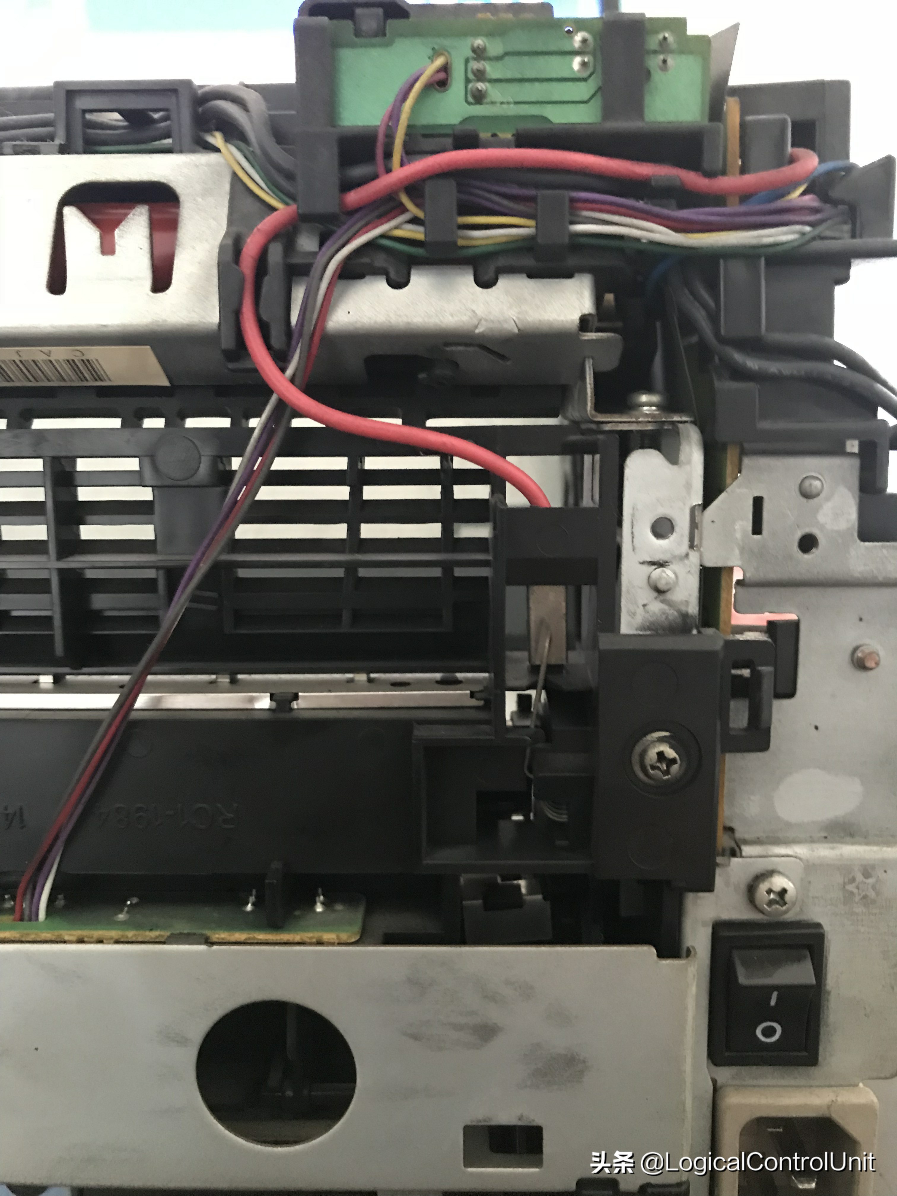 就愛瞎折騰——佳能L3000打印機(jī)頻頻折紙？拆開才知道原來如此