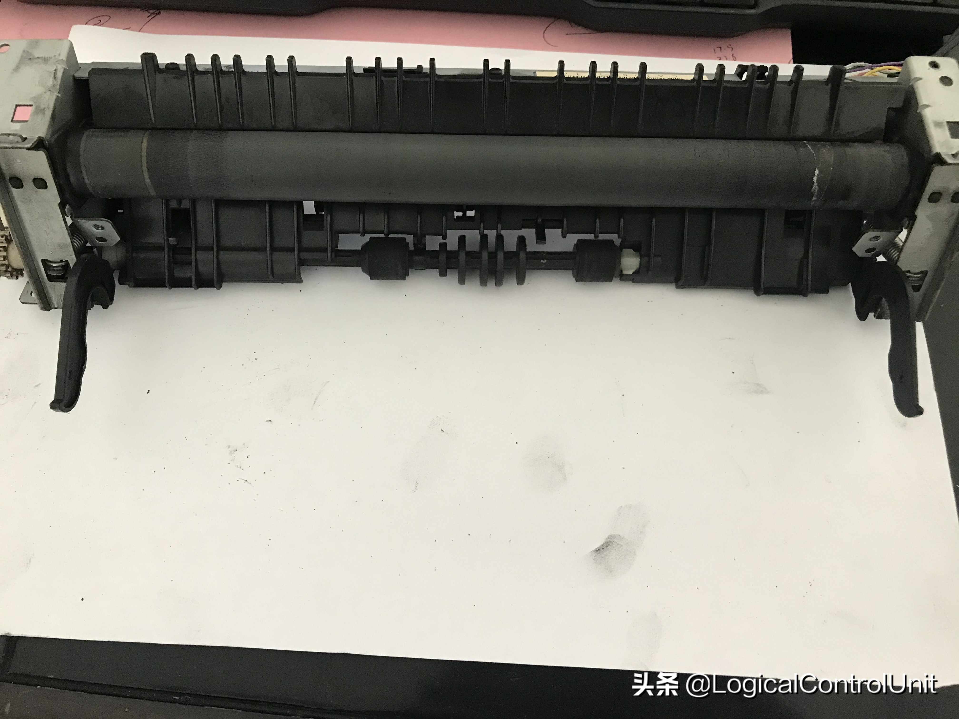 就愛瞎折騰——佳能L3000打印機(jī)頻頻折紙？拆開才知道原來如此