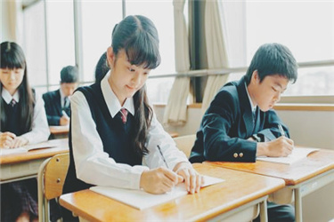 初中學(xué)歷適合考什么證？初中學(xué)歷如何提升自己？