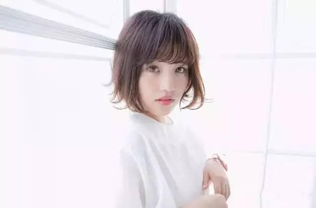 14張最流行的短發(fā)造型圖，還是短發(fā)女生好看