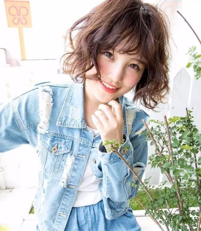 14張最流行的短發(fā)造型圖，還是短發(fā)女生好看