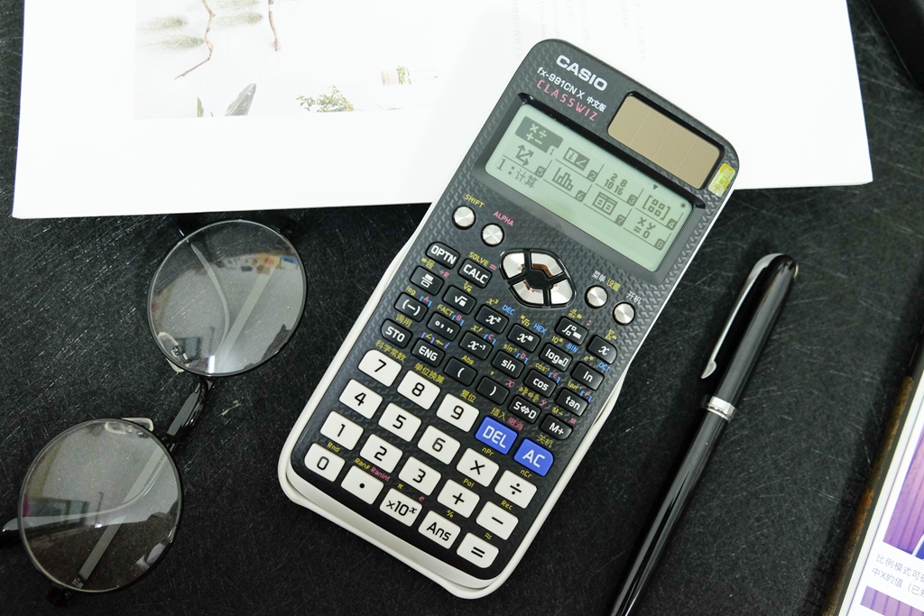 卡西歐 FX-991EX 科學(xué)計(jì)算器體驗(yàn)：專業(yè)計(jì)算，功能強(qiáng)大！