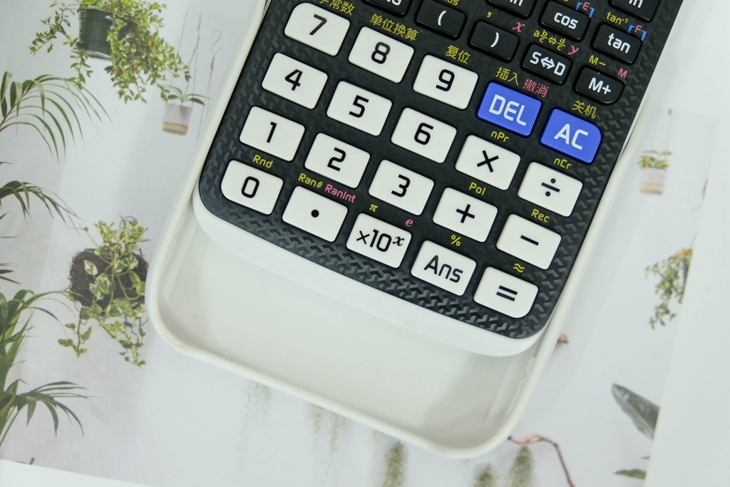 卡西歐 FX-991EX 科學(xué)計(jì)算器體驗(yàn)：專業(yè)計(jì)算，功能強(qiáng)大！
