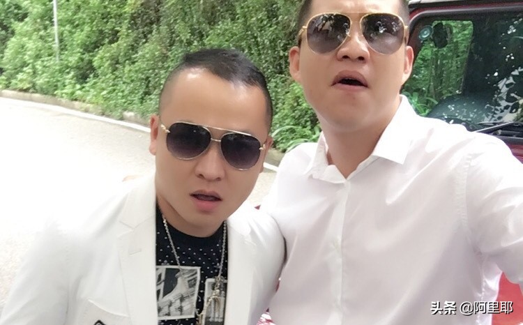 二驢的怎么不直播了？為什么被封號了？