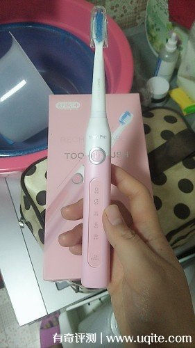 Saky舒客電動牙刷怎么樣好用嗎，G22真實效果評測(僅需99元)  