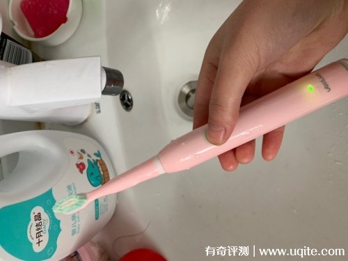 優(yōu)巴侖電動牙刷怎么樣是品牌嗎，真實使用效果評價(僅需17.9元)