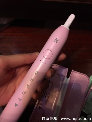 ZR電動牙刷怎么樣好用嗎是哪的牌子，Z5使用一個月后評價(國產(chǎn))
