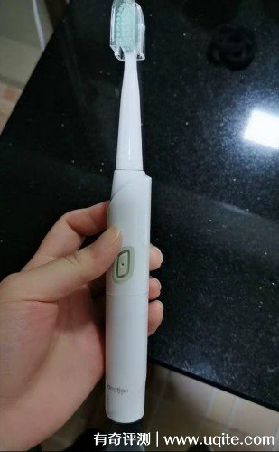  langtian浪天電動(dòng)牙刷怎么樣，LTZ18親身使用后測(cè)評(píng)(僅需9.9元)
