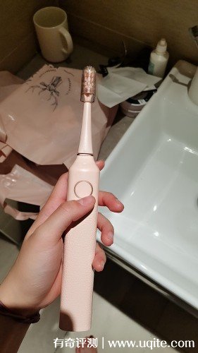 花上聲波電動牙刷怎么樣好用嗎多少錢，E1效果評測(僅379元)
