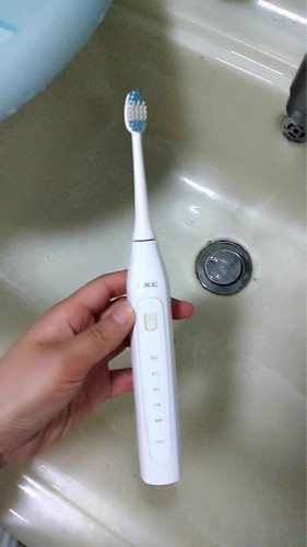 KKC電動(dòng)牙刷怎么樣多少錢，KQ-WX5真實(shí)使用體驗(yàn)(僅99元)