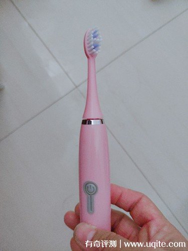 worms電動牙刷怎么樣是品牌嗎，真實使用評測(價格僅9.9元)