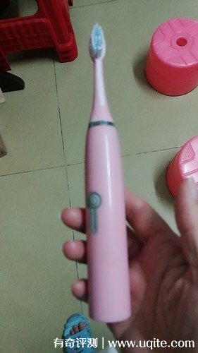 worms電動牙刷怎么樣是品牌嗎，真實使用評測(價格僅9.9元)